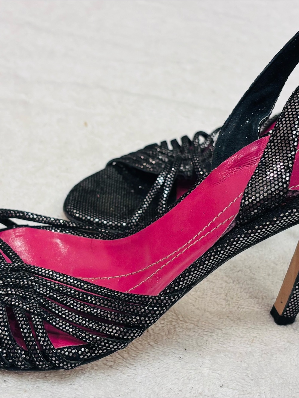 Stylish Heels By Kate Spade - heel height 4 inches - 9 1/2 B - Box 23 - Picture 2 of 5